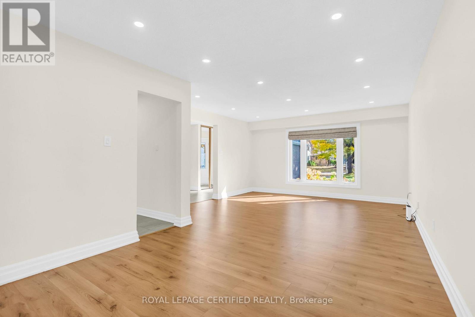 22 Madelaine Crescent Property Photo 10