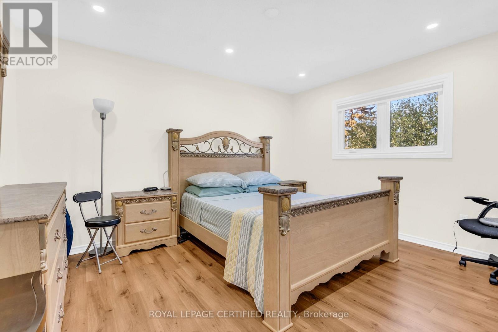 22 Madelaine Crescent Property Photo 25