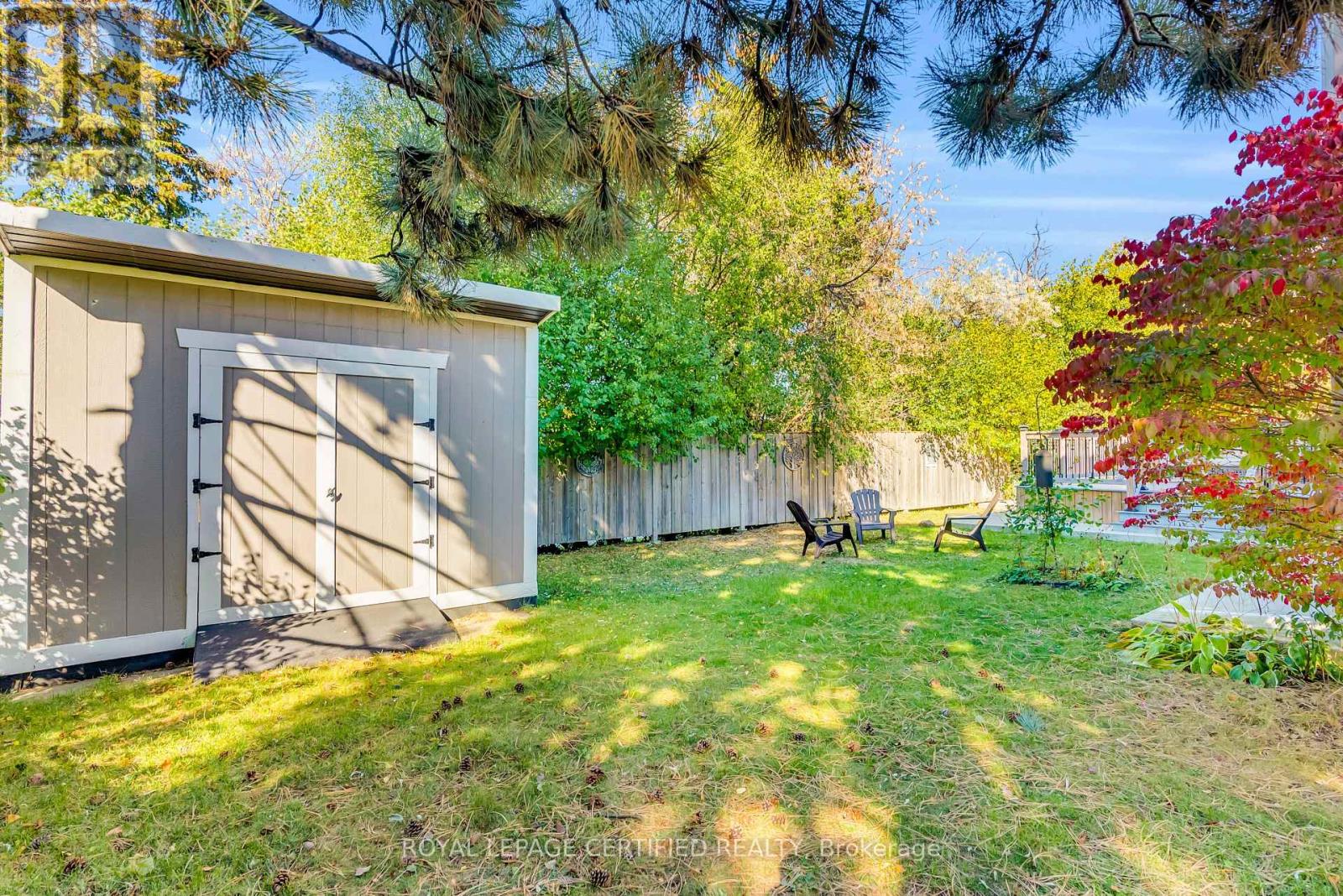 22 Madelaine Crescent Property Photo 43