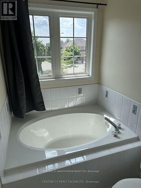 5960 Algarve Drive Property Photo 4