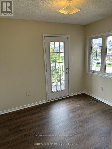 5960 Algarve Drive Property Photo 9