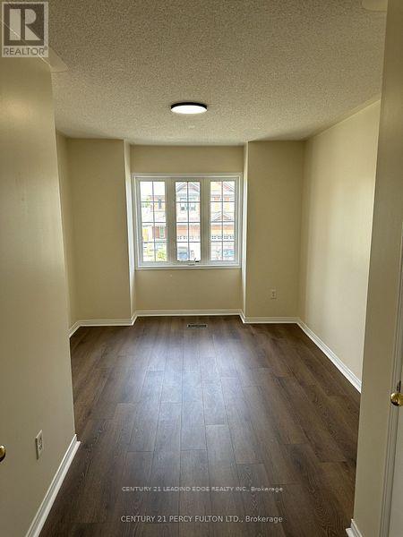 5960 Algarve Drive Property Photo 10
