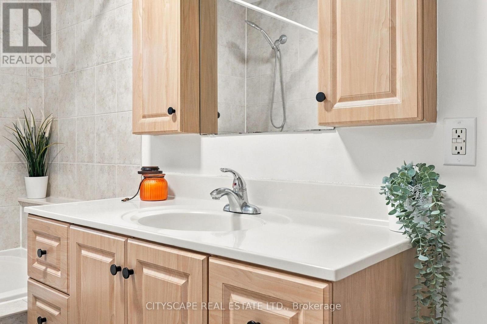 57 O'donnell Avenue Property Photo 24