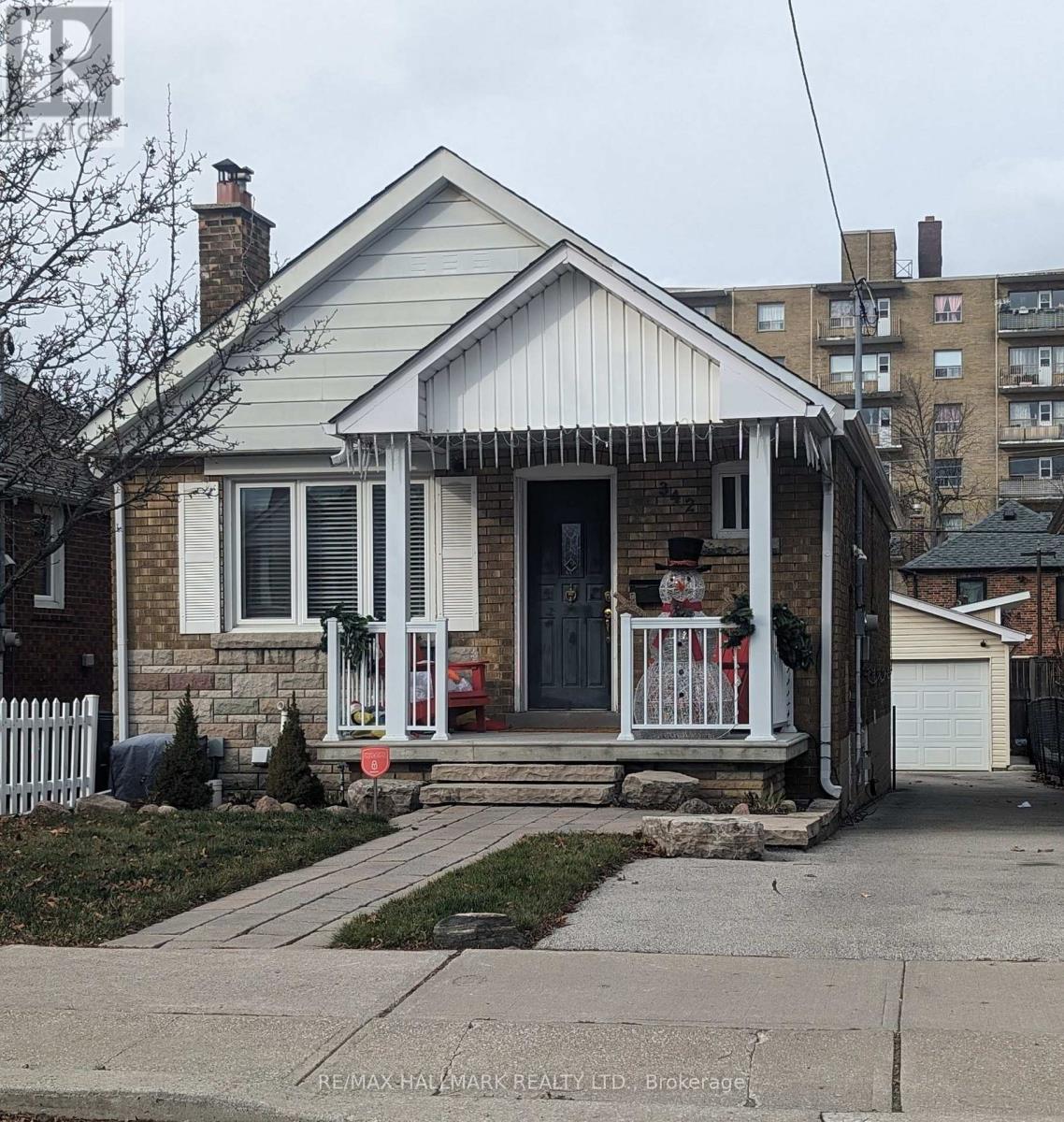 342 Whitmore Avenue Photo de la propriété 1