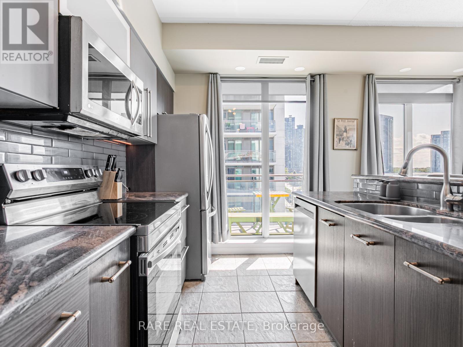 703 - 2119 Lake Shore Boulevard W Property Photo 4