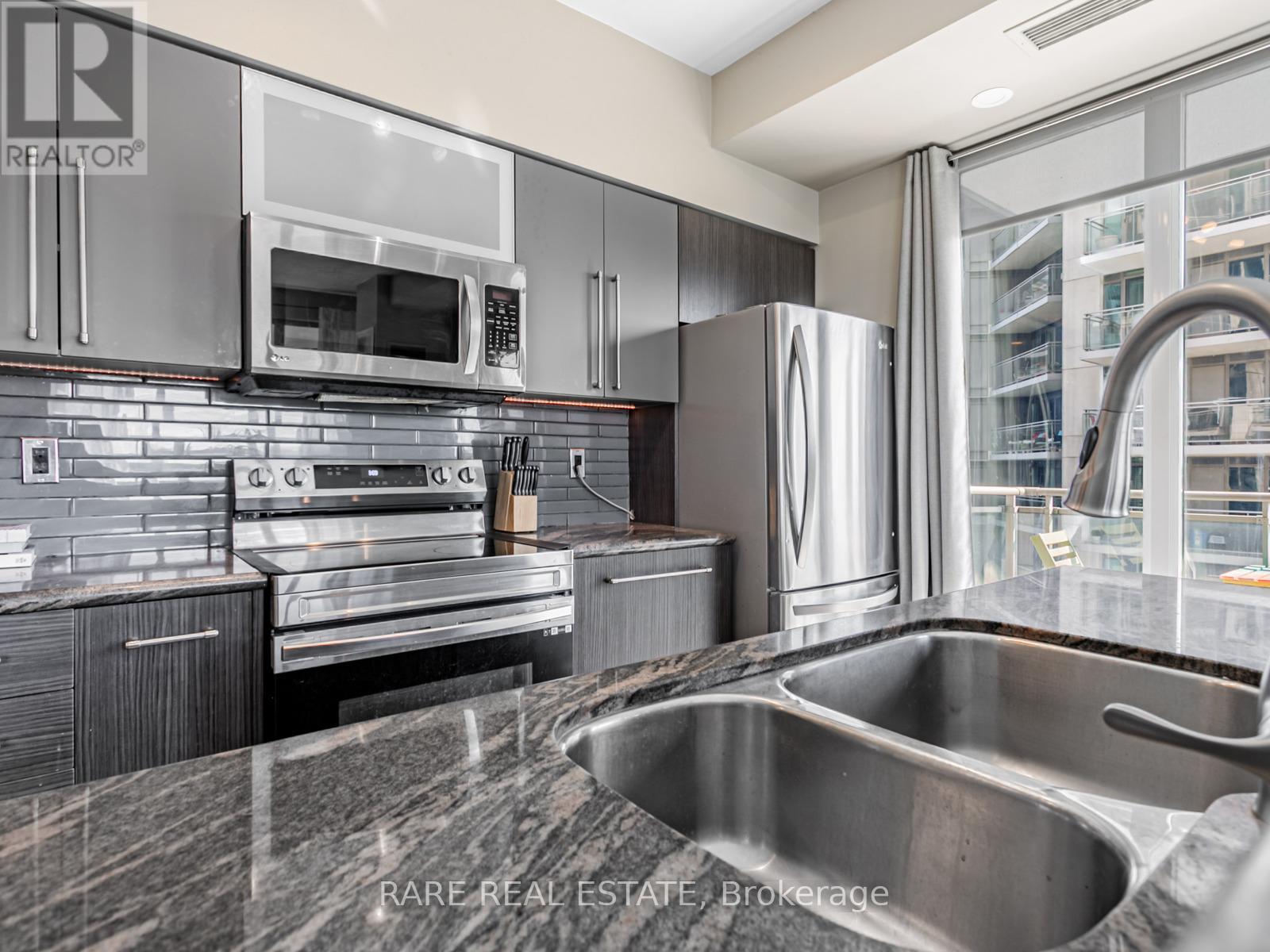 703 - 2119 Lake Shore Boulevard W Property Photo 13