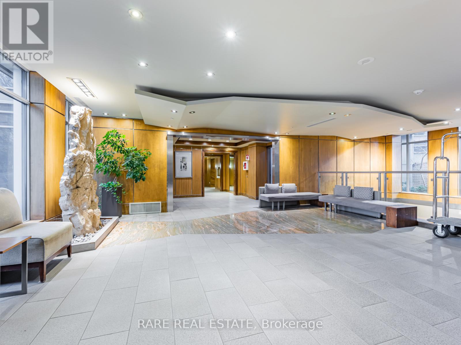 703 - 2119 Lake Shore Boulevard W Property Photo 29