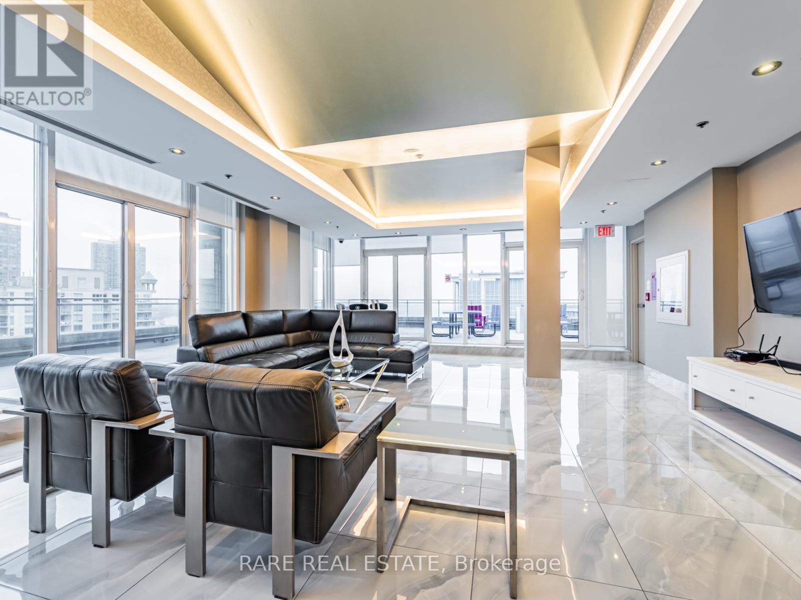 703 - 2119 Lake Shore Boulevard W Property Photo 39