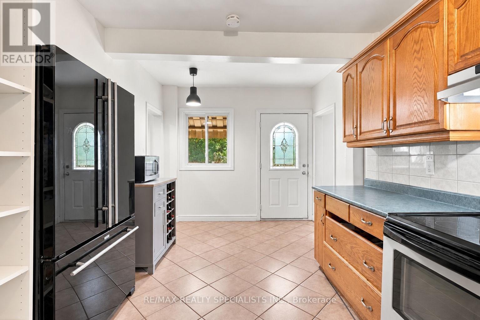67 Twenty Seventh Street Property Photo 18