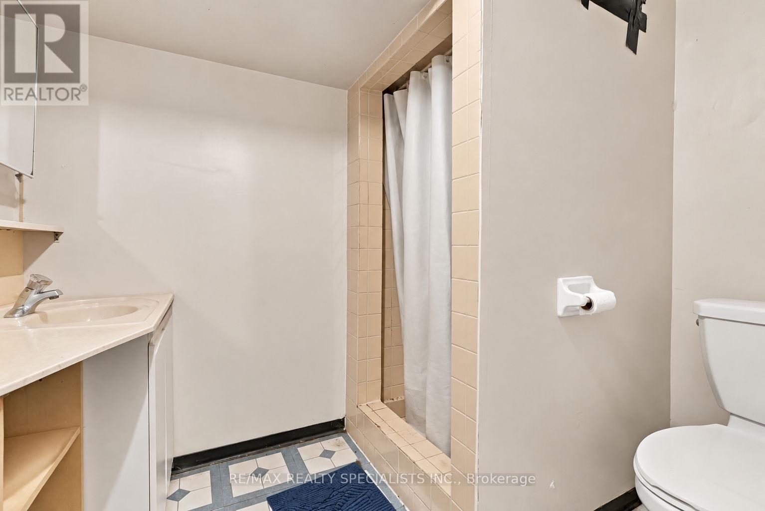67 Twenty Seventh Street Property Photo 33