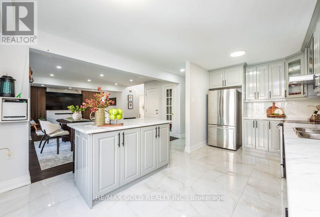 47 Mikado Crescent Property Photo 14