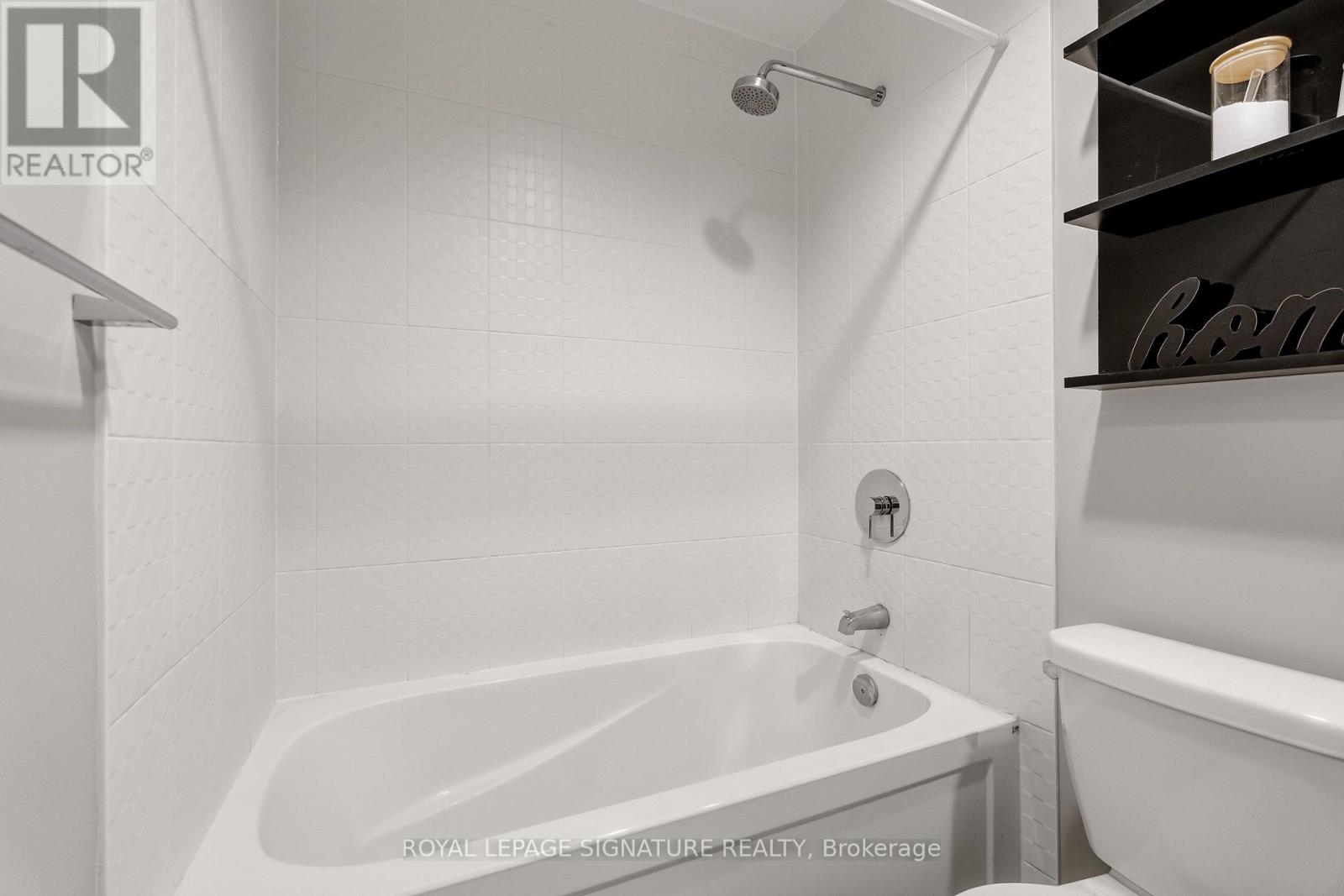 330 - 80 Marine Parade Drive Property Photo 20