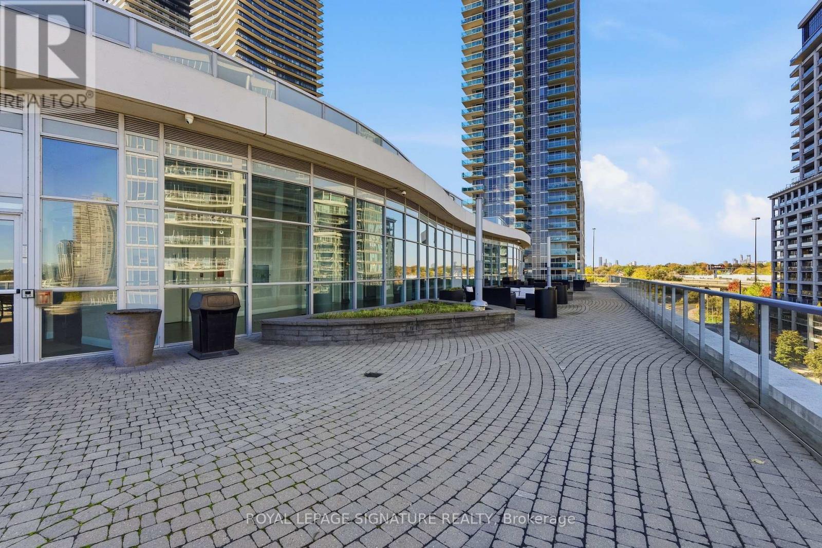 330 - 80 Marine Parade Drive Property Photo 35