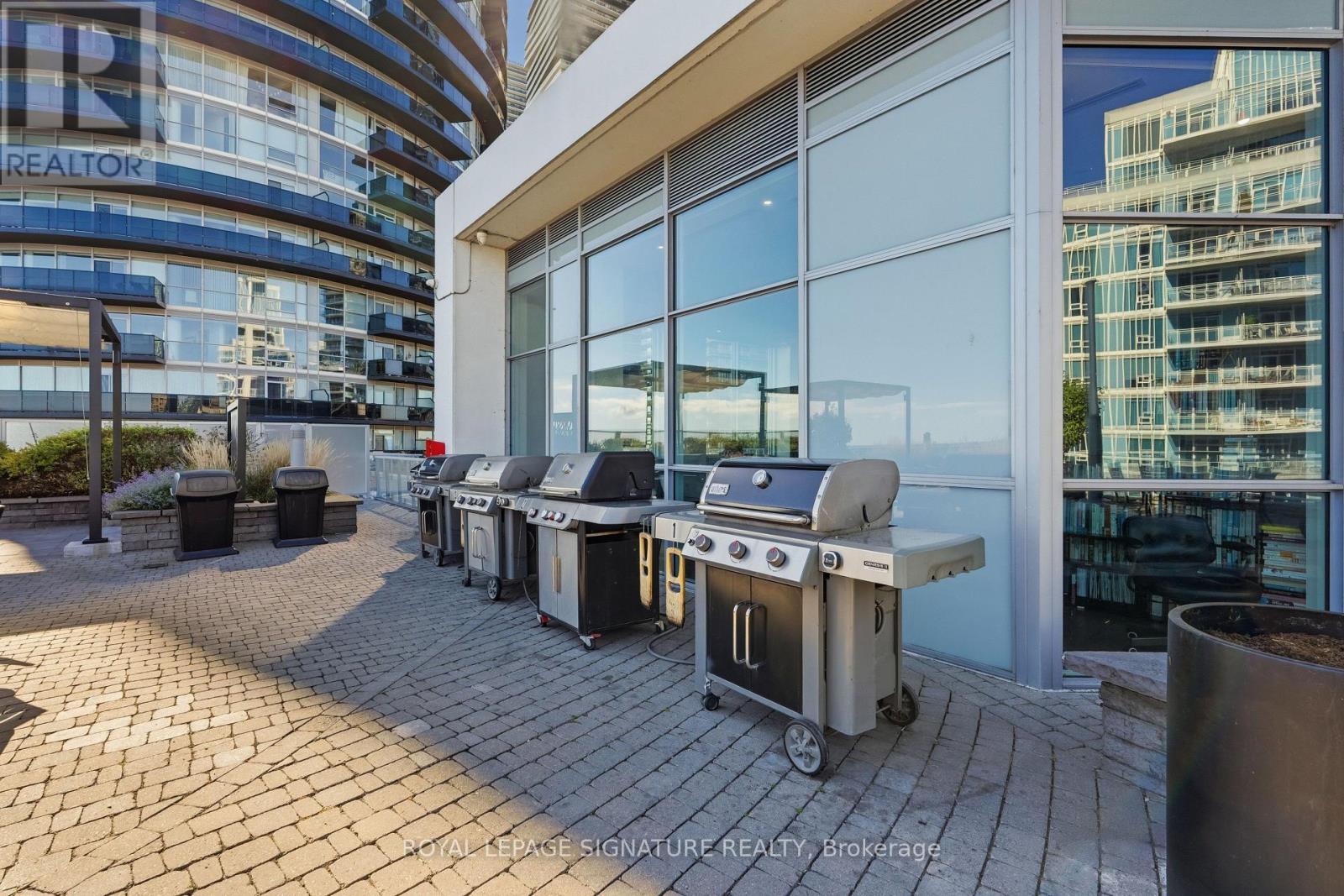 330 - 80 Marine Parade Drive Property Photo 37