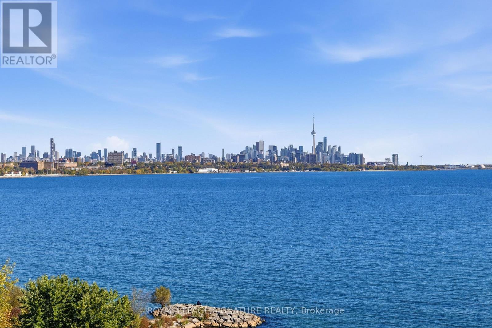 330 - 80 Marine Parade Drive Property Photo 38