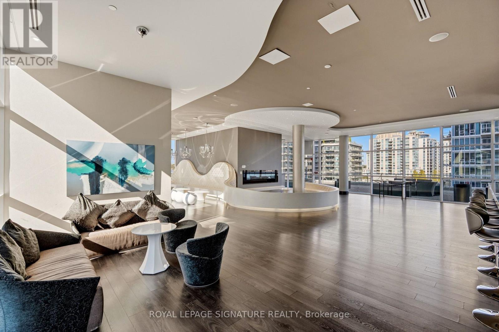 330 - 80 Marine Parade Drive Property Photo 41