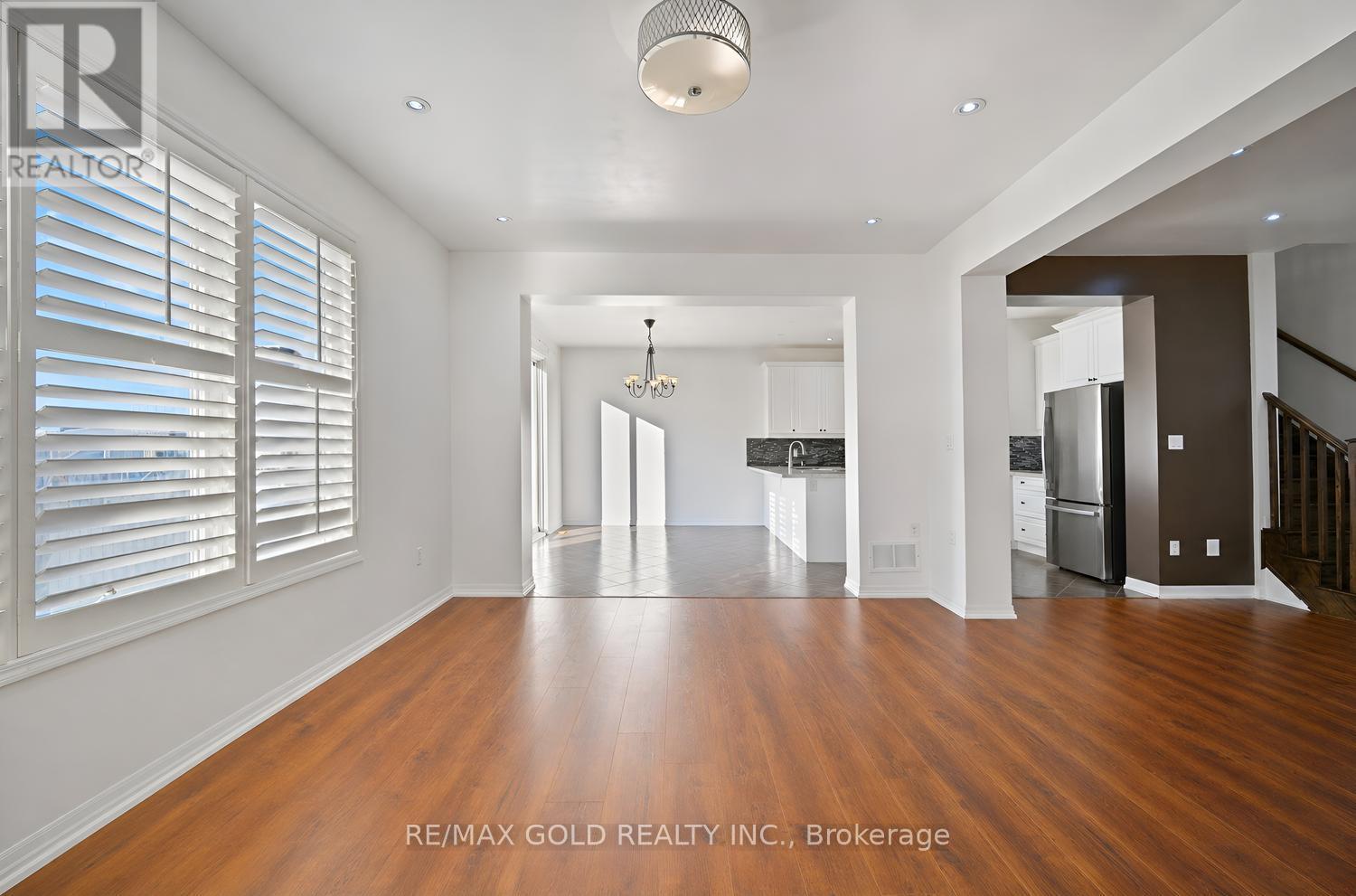 48 Bevington Road Property Photo 11
