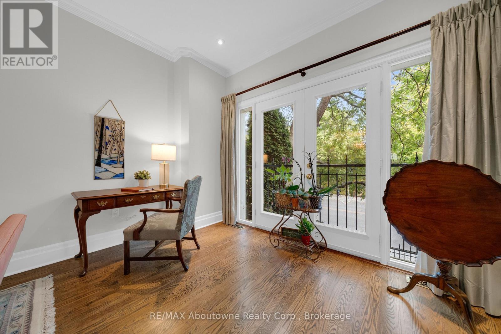2403 Marine Drive Property Photo 5