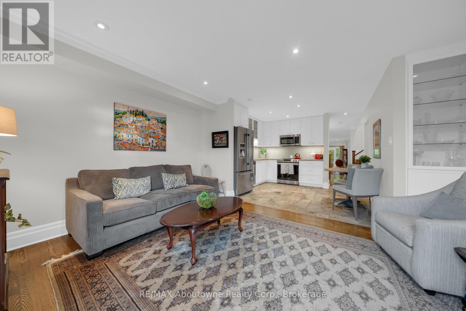 2403 Marine Drive Property Photo 23