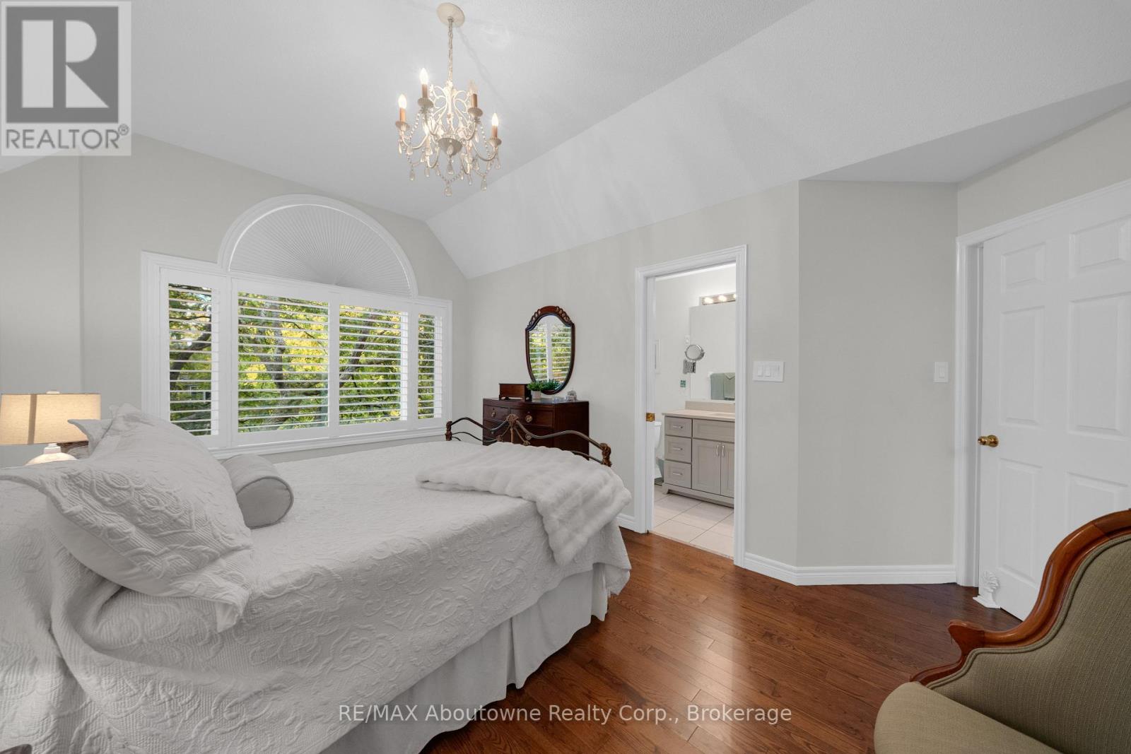 2403 Marine Drive Property Photo 37
