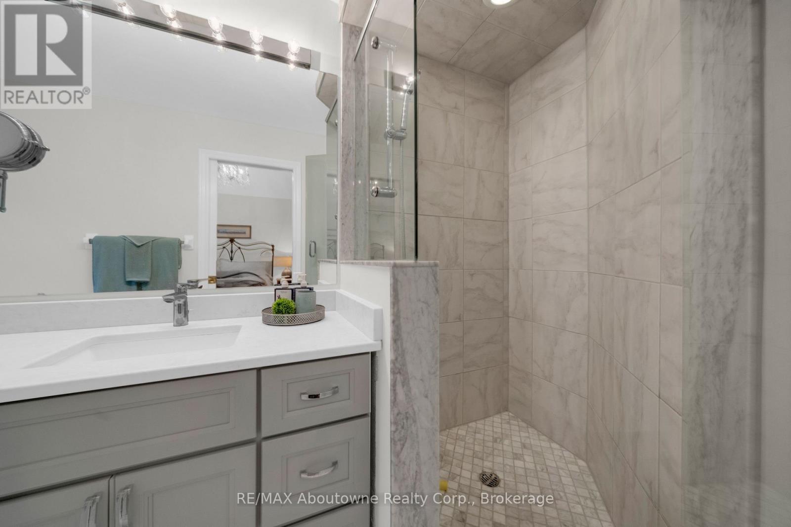 2403 Marine Drive Property Photo 40