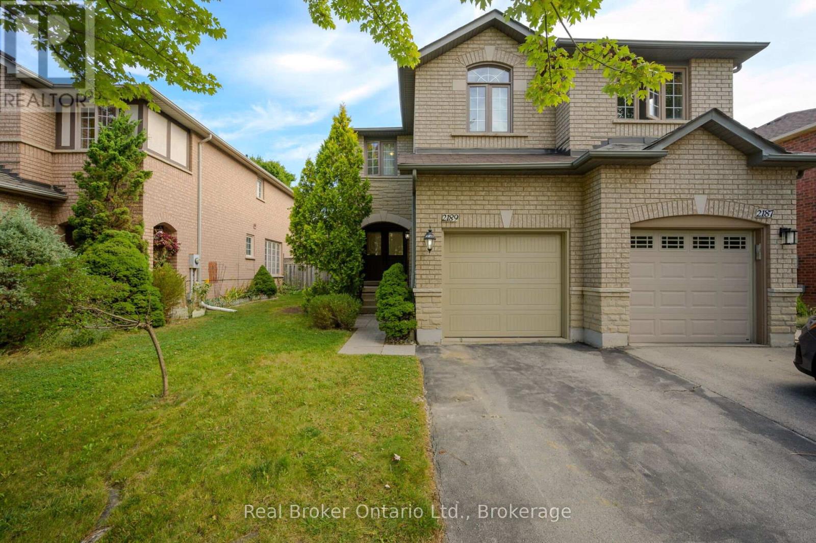 2189 SHORNCLIFFE BOULEVARD Property Photo 1