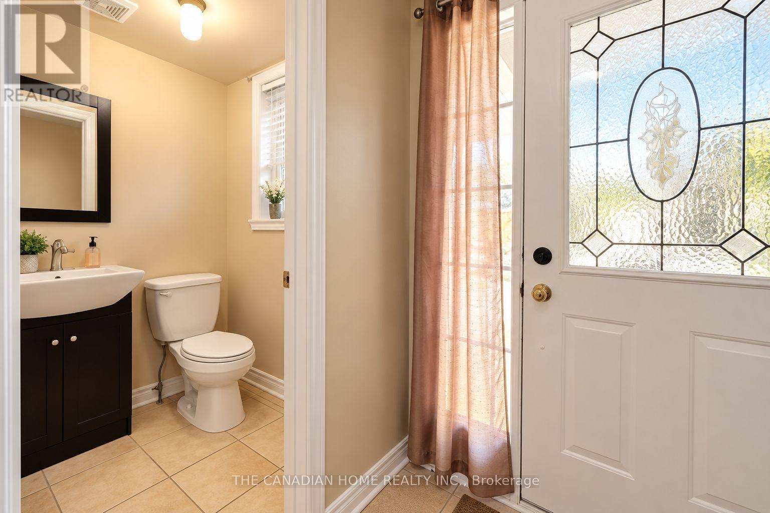 10 Dunvegan Crescent Property Photo 10