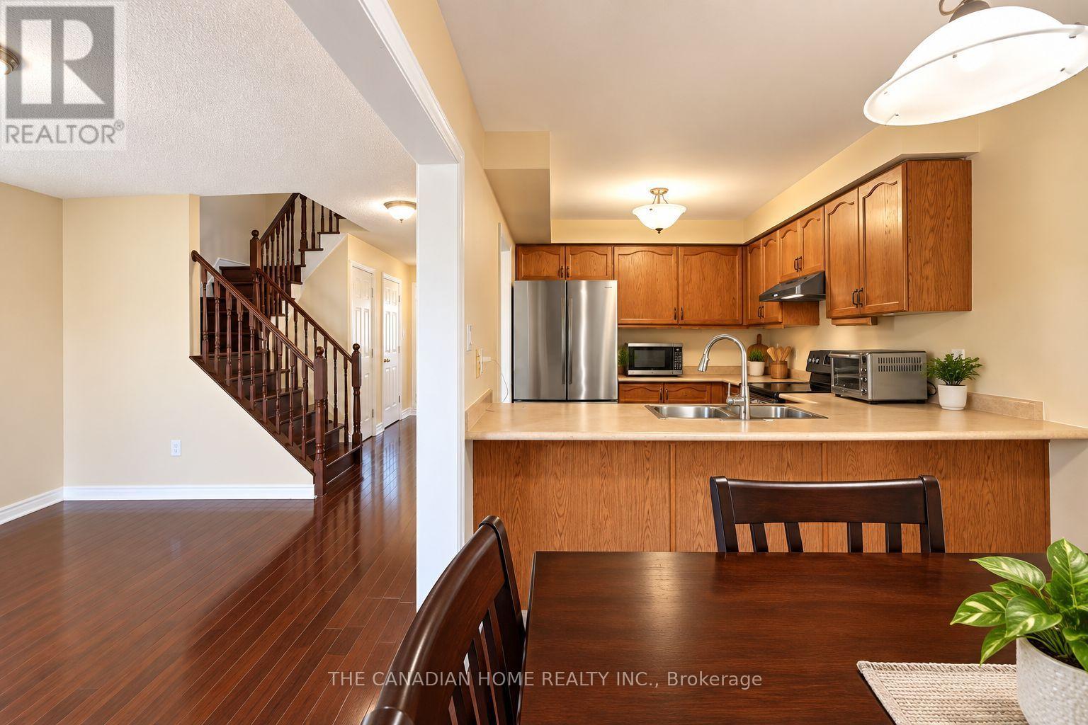 10 Dunvegan Crescent Property Photo 15