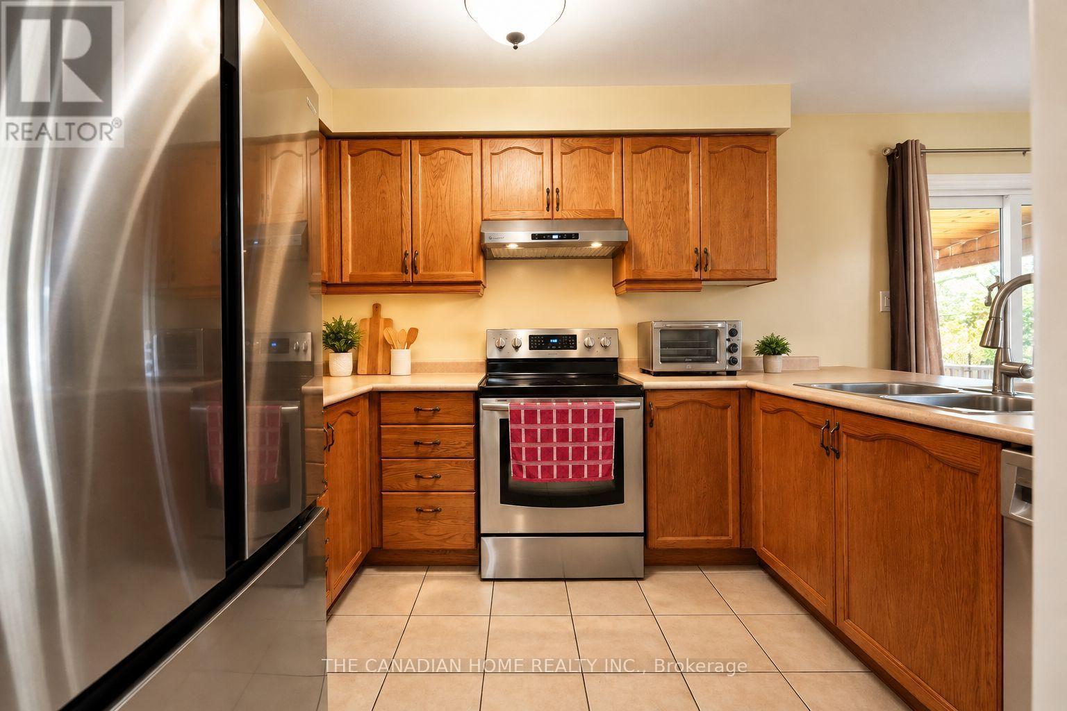 10 Dunvegan Crescent Property Photo 20