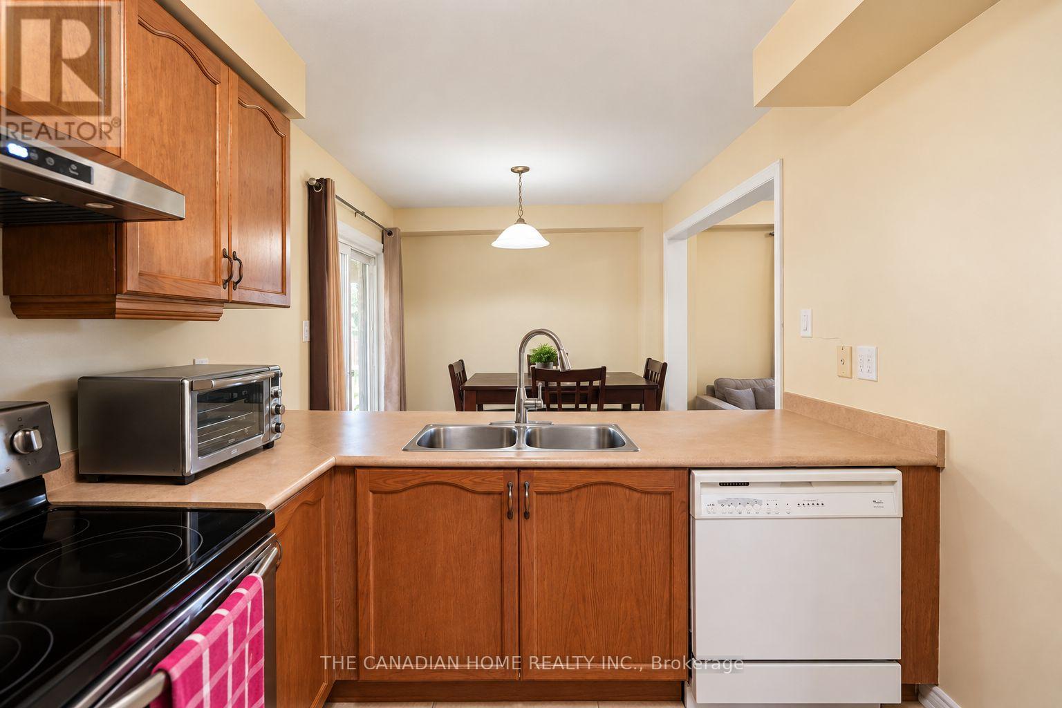 10 Dunvegan Crescent Property Photo 21