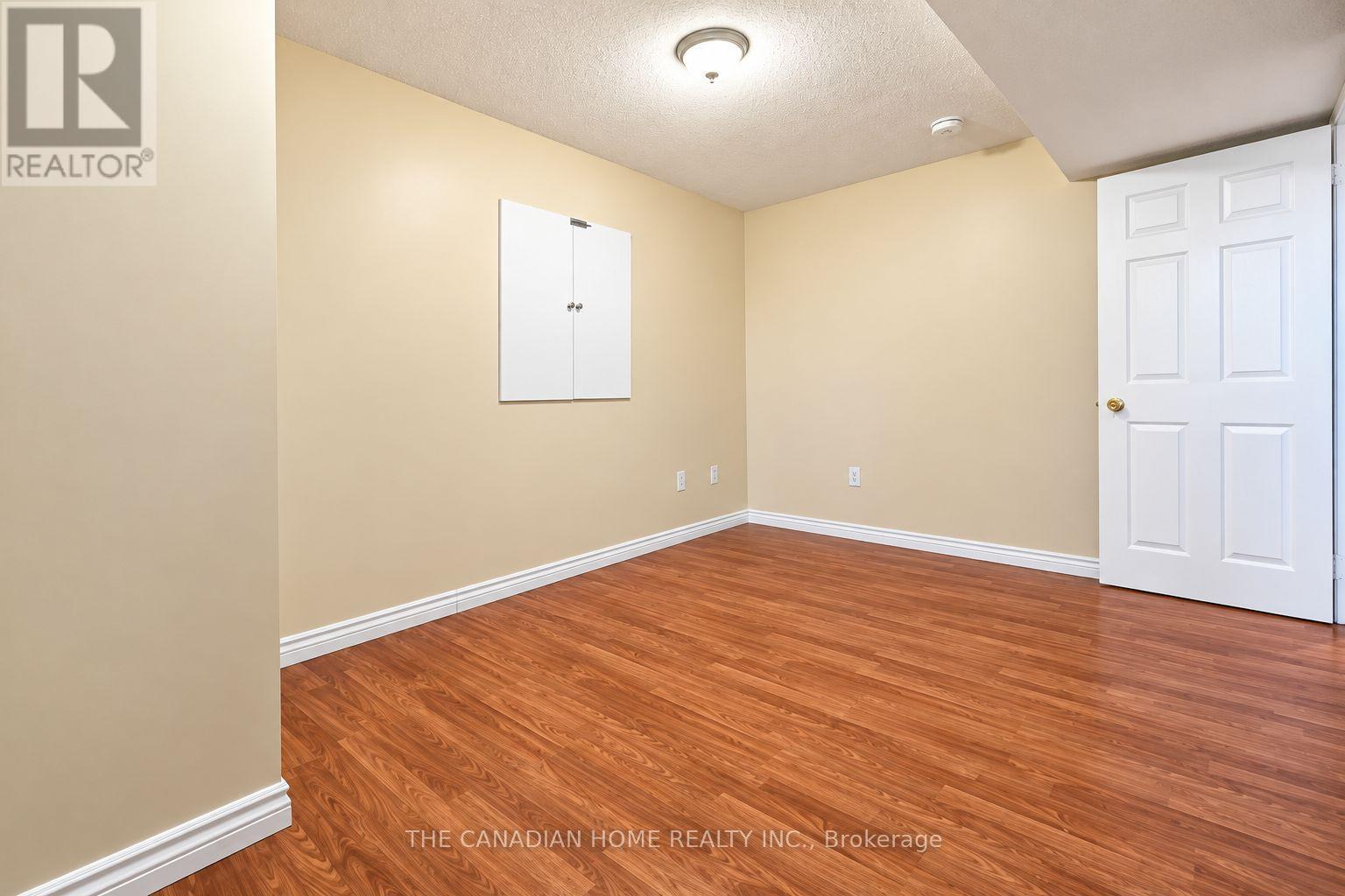 10 Dunvegan Crescent Property Photo 38