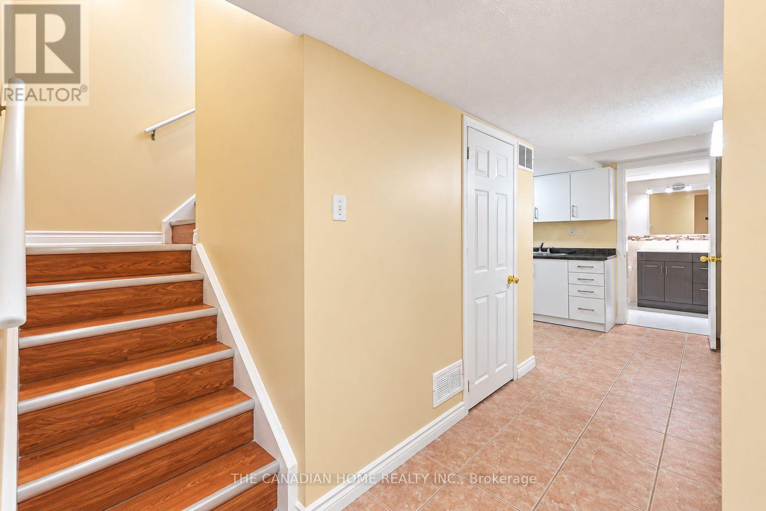 10 Dunvegan Crescent Property Photo 45