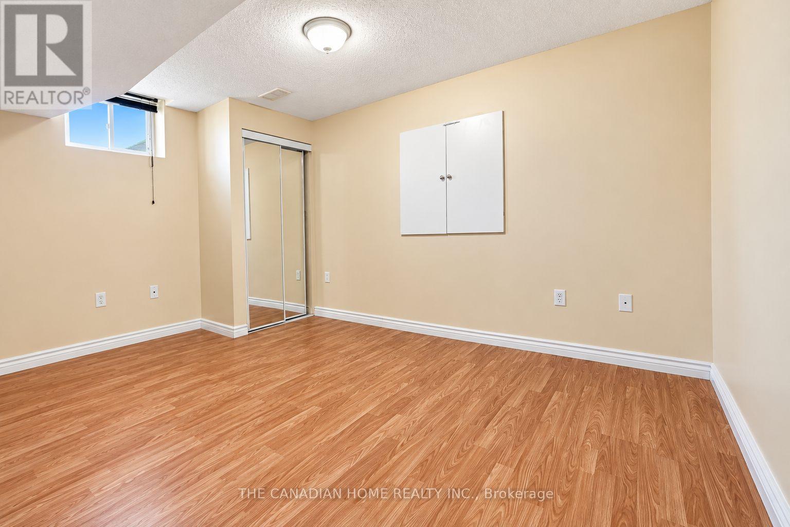 10 Dunvegan Crescent Property Photo 46