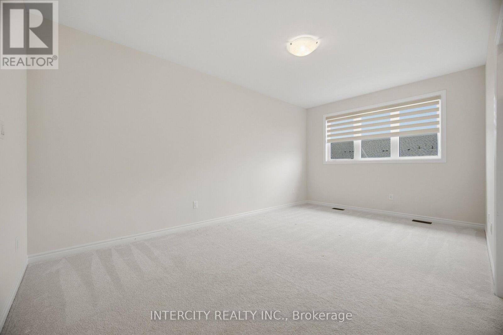 1378 National Common Property Photo 28