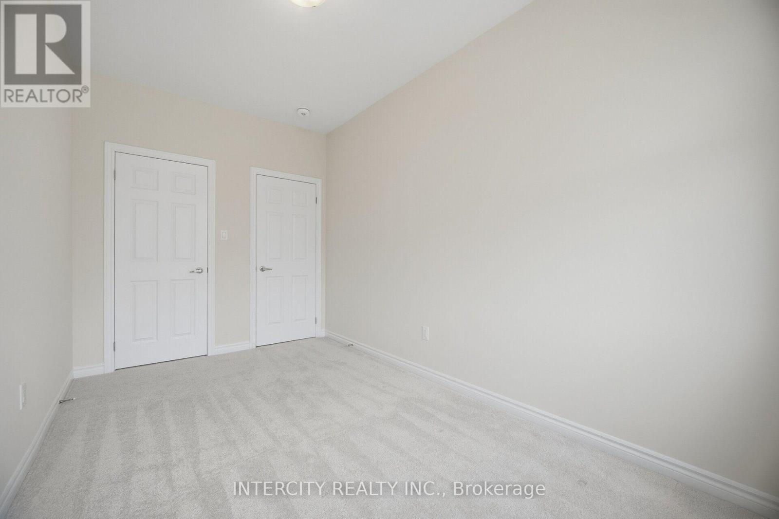 1378 National Common Property Photo 39