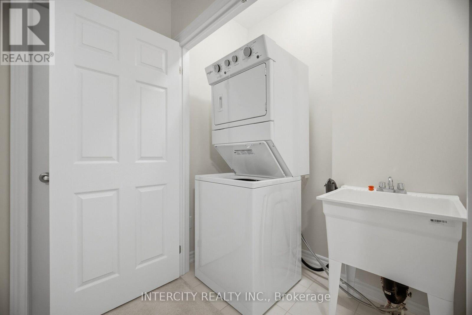 1378 National Common Property Photo 42