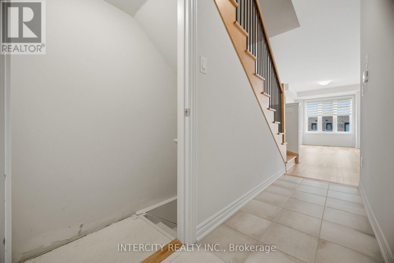 1378 National Common Property Photo 43