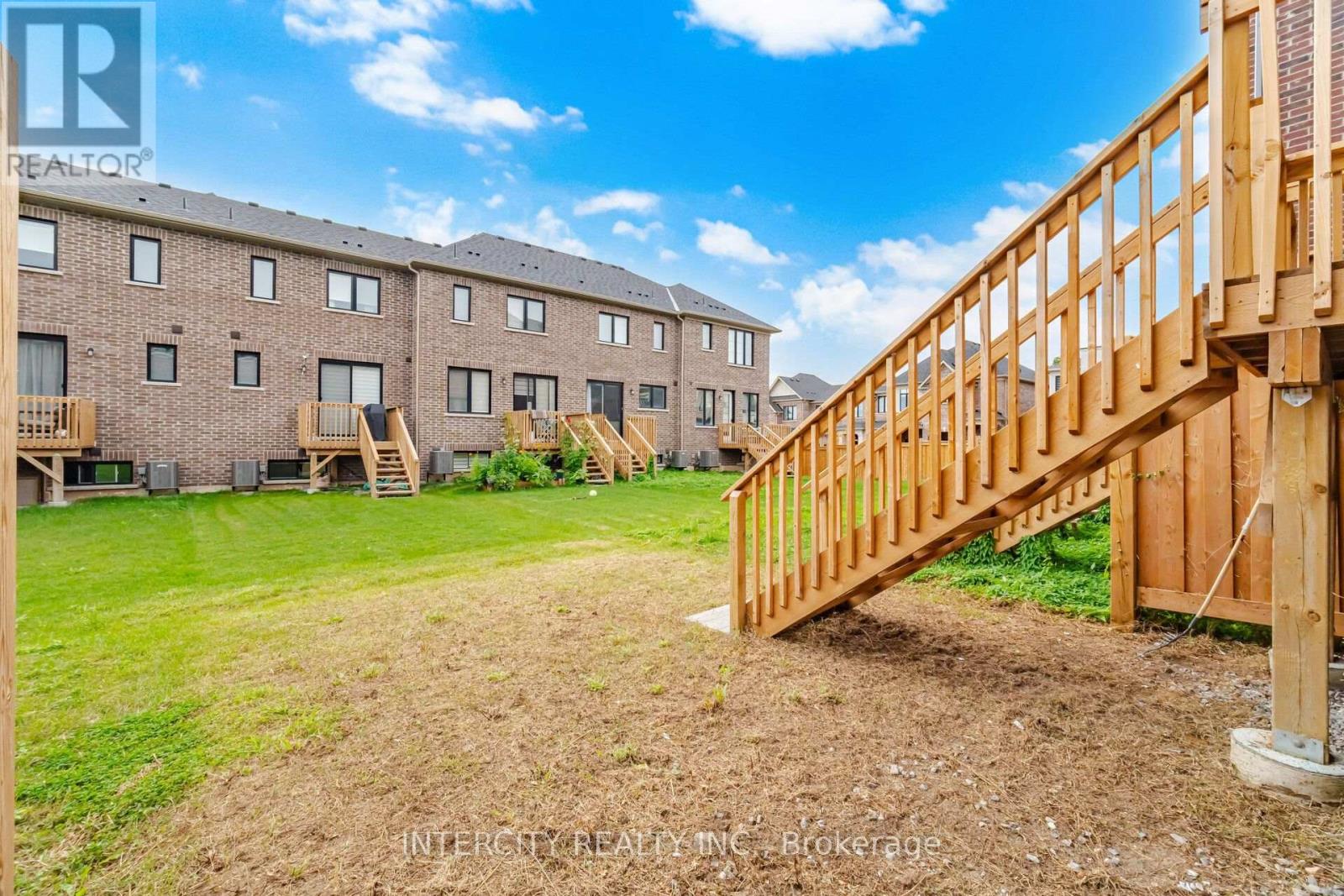 1378 National Common Property Photo 49