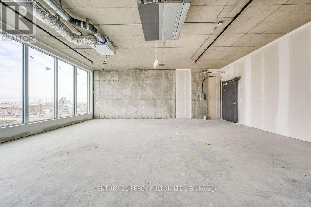 304 - 996 Martin Grove Property Photo 9