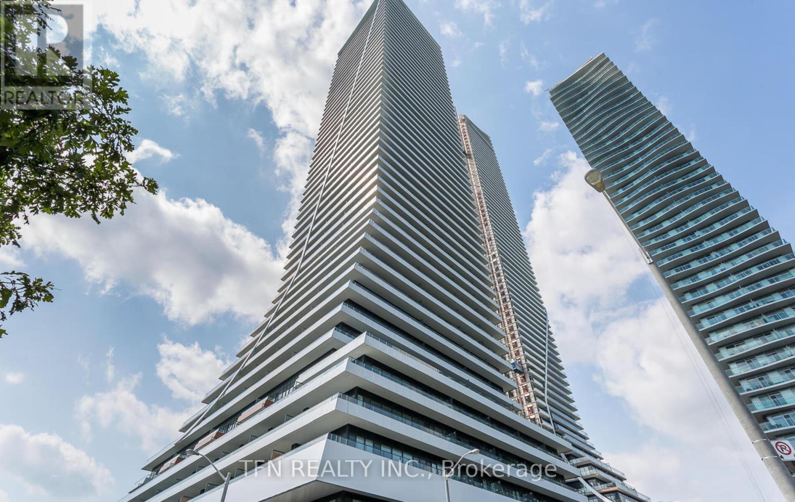 3510 - 20 SHORE BREEZE DRIVE Property Photo 1