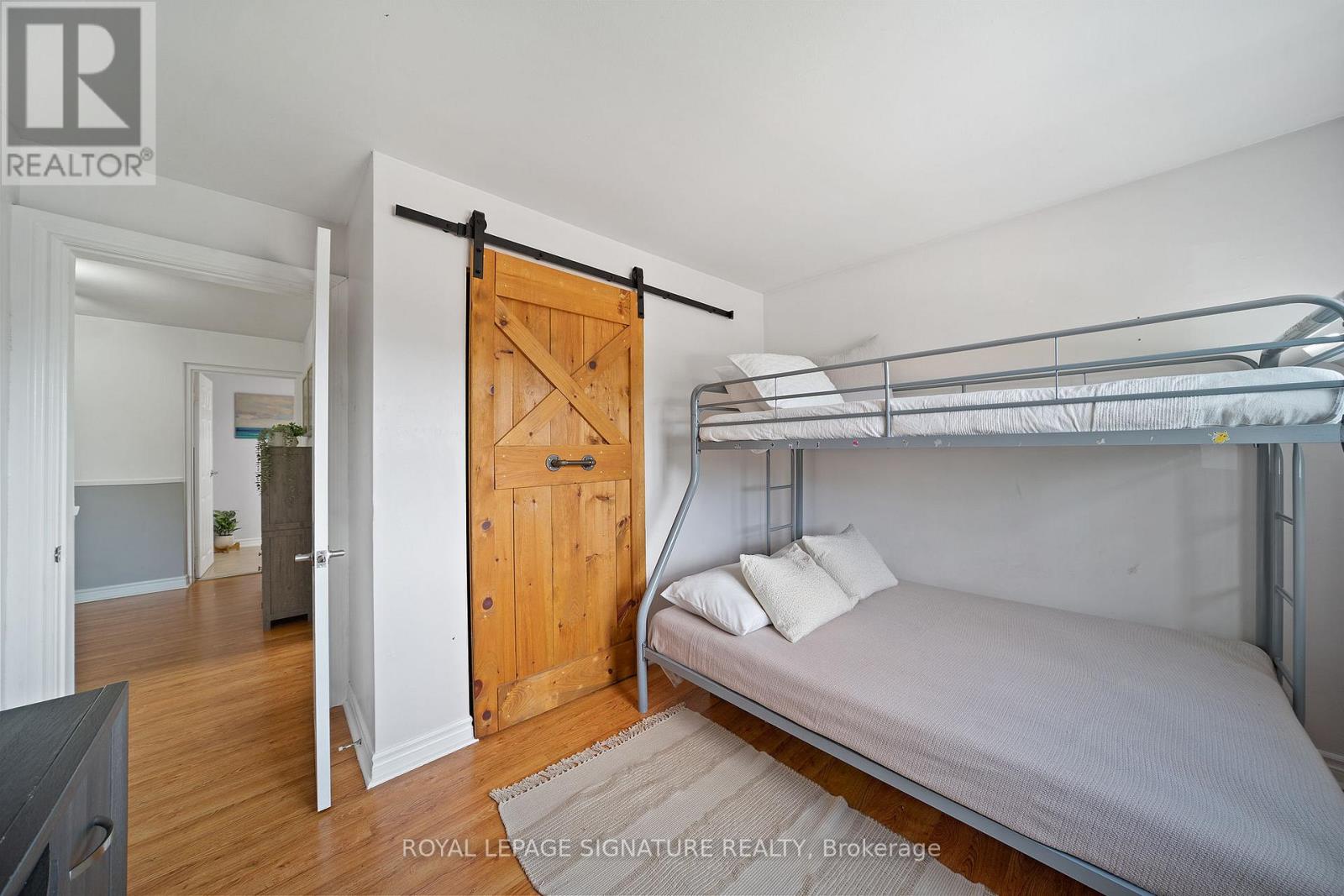 2 - 2027 Bluefields Drive Property Photo 15