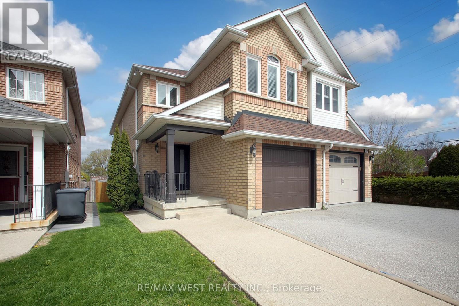 115 GRAPEVINE ROAD Property Photo 1