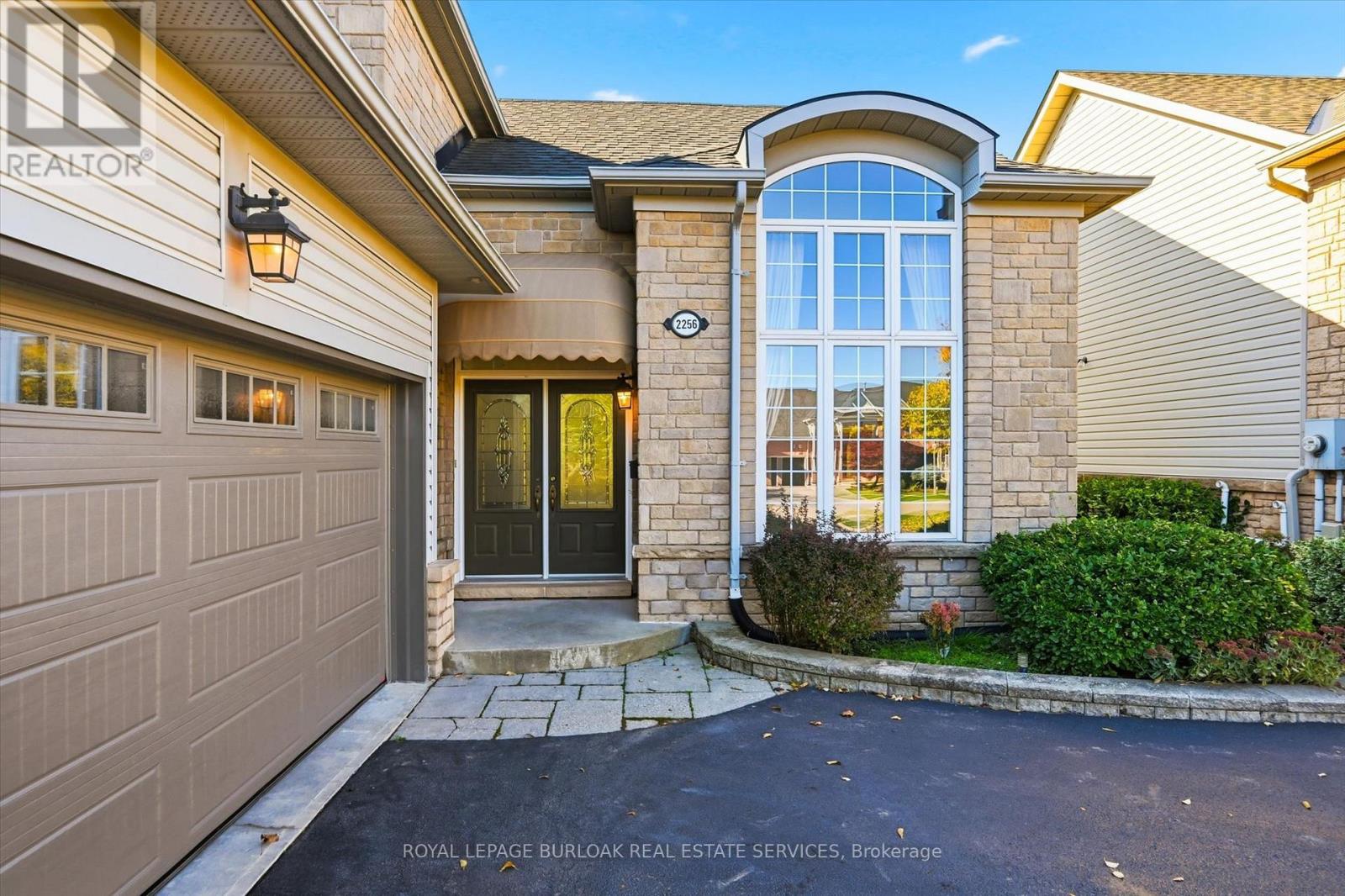 2256 Turnberry Road Property Photo 3