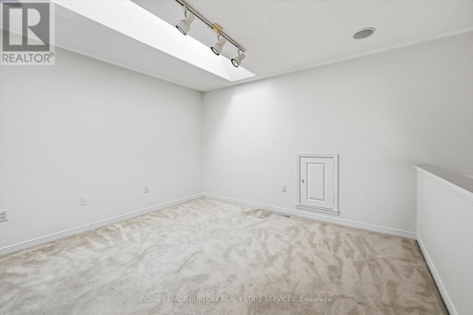 2256 Turnberry Road Property Photo 23