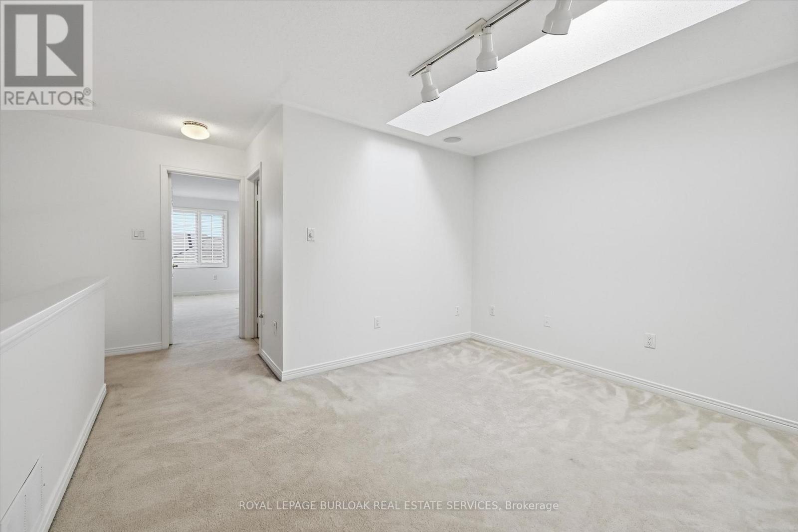 2256 Turnberry Road Property Photo 24