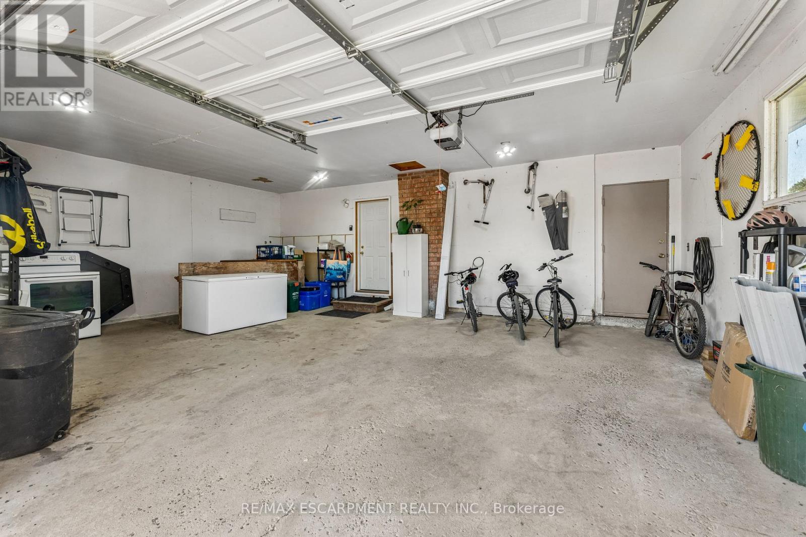1250 Arkell Road Property Photo 22