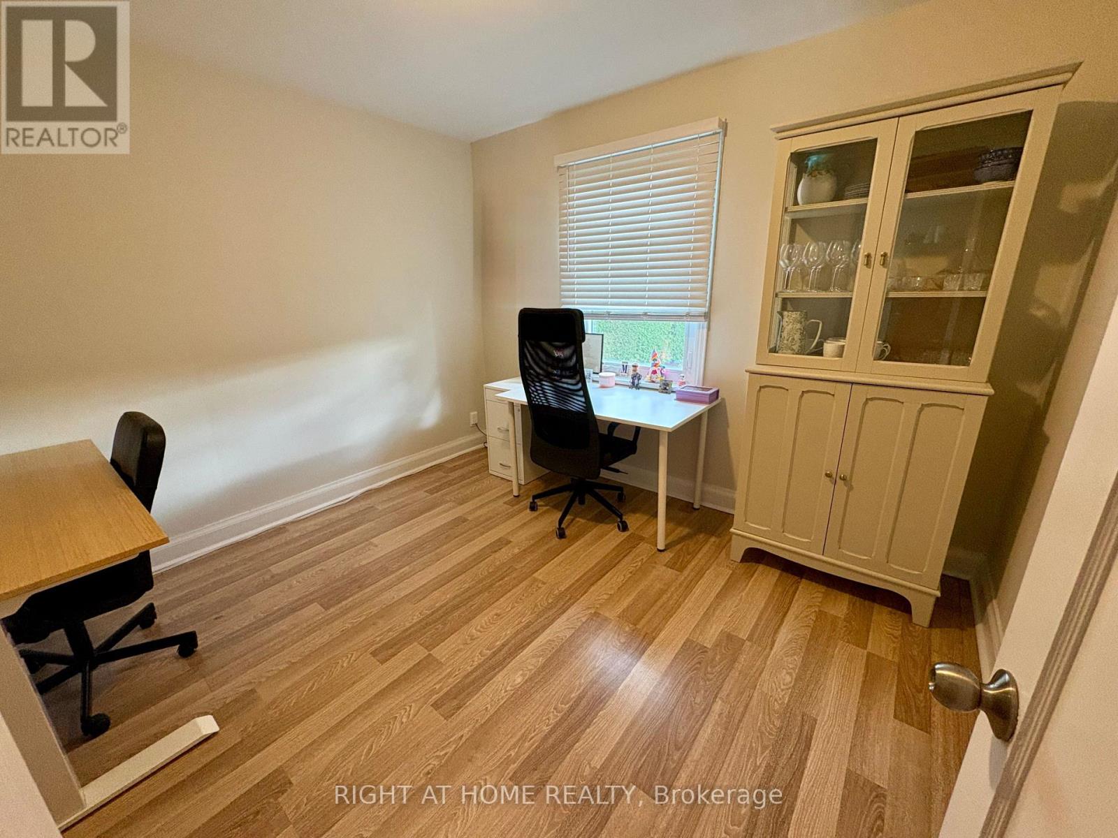 85 Floral Parkway Property Photo 10