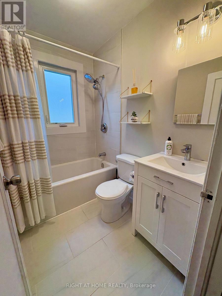 85 Floral Parkway Property Photo 11