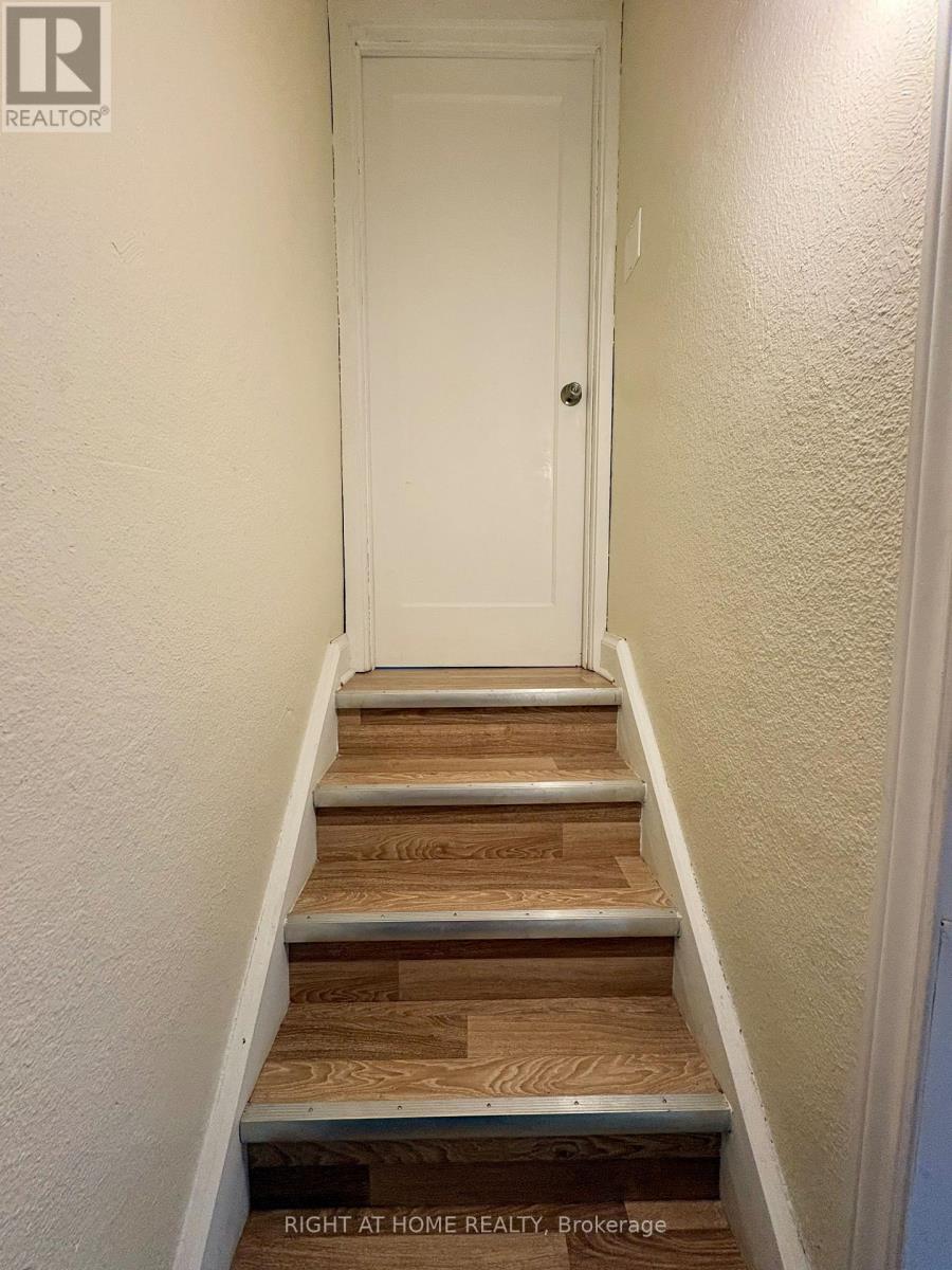 85 Floral Parkway Property Photo 12