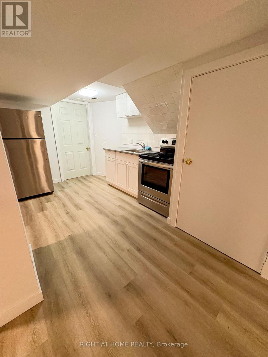 85 Floral Parkway Property Photo 16